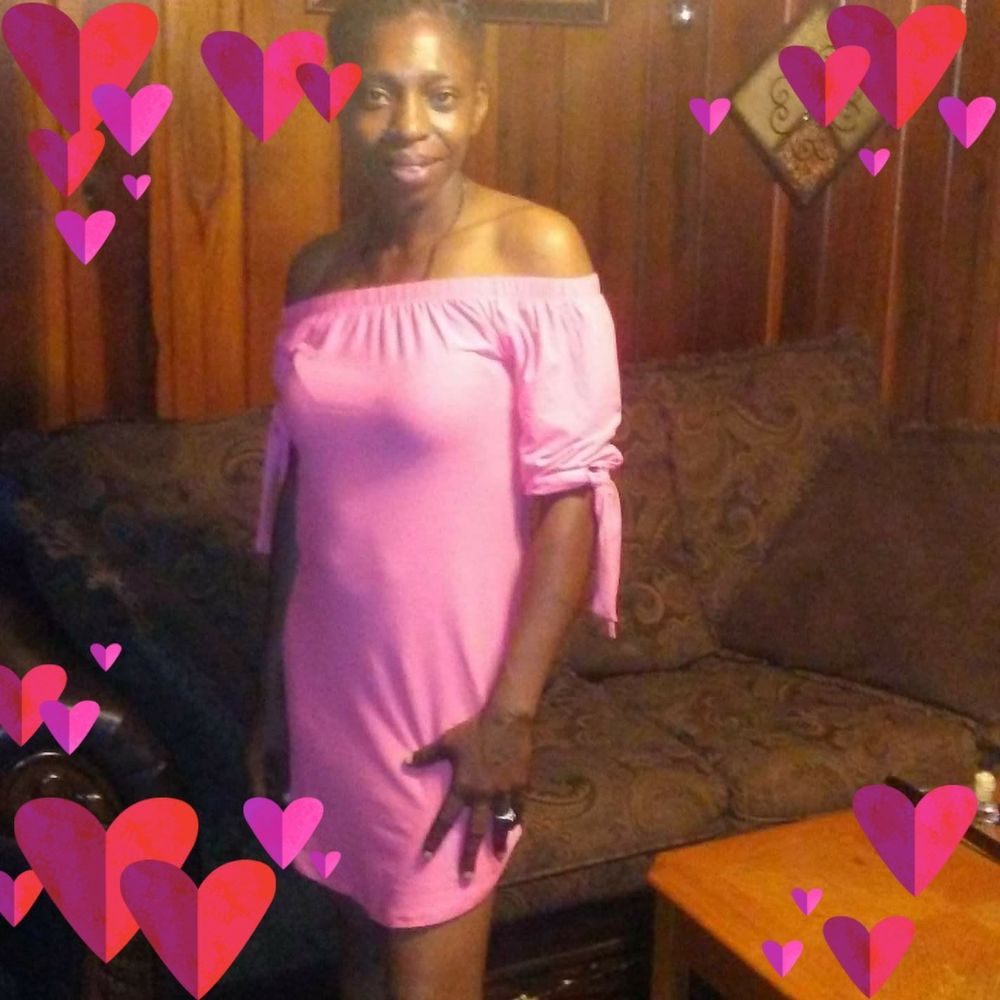 Meet your Posher, Monica